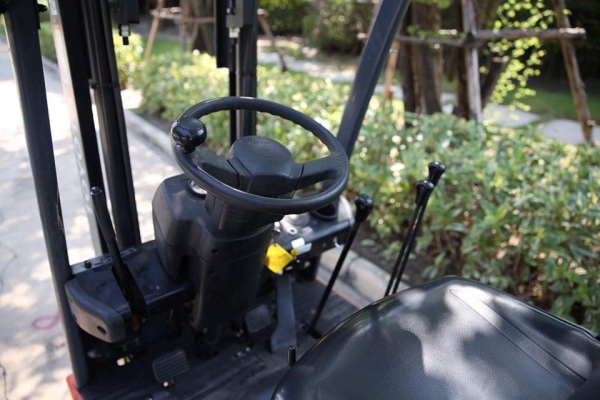 ขาย FOLKLIFT TOYOTA จิ๋วแต่แจ๋ว ยก 700-800 กิโลสบาย