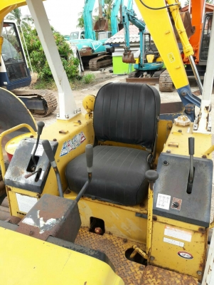 ขายค่ะ..KOMATSU D20PL-6  เก่าญี่ปุ่นแท้..สภาพสวย..เครื่องปั๊มดี  ระบบคล่อง..โทร..089-3818694  ดวงนภา