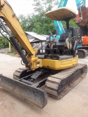 ขาย CATERPILLAR 304  CR  เก่าญี่ปุ่นแท้  สภาพสวย  เครื่องปั๊มดี  พร้อมหัวกะแทก..โทร..089-3818694  ดวงนภา