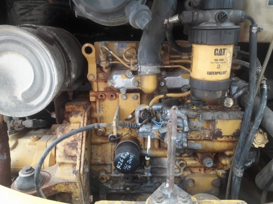 ขาย CATERPILLAR 304  CR  เก่าญี่ปุ่นแท้  สภาพสวย  เครื่องปั๊มดี  พร้อมหัวกะแทก..โทร..089-3818694  ดวงนภา