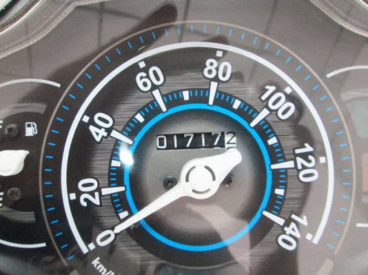 (โอนฟรี) ขาย Honda Moove ปี 2016 ไมล์แท้ 1717 กม ตัวใหม่ล่าสุดล้อ 2 สี มีระบบ Idling Stop รถหัวฉีดประหยัดน้ำมัน สภาพสวยเดิมๆ มีกุญแจแท้ 2 ดอก (โอนฟรี) ขาย Honda Moove ปี 2016 ไมล์แท้ 1717 กม ตัวใหม่ล่าสุดล้อ 2 สี มีระบบ Idling Stop รถหัวฉีดประหยัดน้ำมัน สภาพสวยเดิมๆ มีกุญแจแท้ 2 ดอก