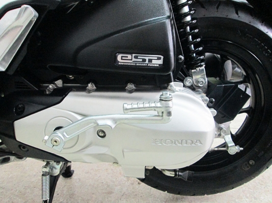 (โอนฟรี) ขาย Honda Moove ปี 2016 ไมล์แท้ 1717 กม ตัวใหม่ล่าสุดล้อ 2 สี มีระบบ Idling Stop รถหัวฉีดประหยัดน้ำมัน สภาพสวยเดิมๆ มีกุญแจแท้ 2 ดอก (โอนฟรี) ขาย Honda Moove ปี 2016 ไมล์แท้ 1717 กม ตัวใหม่ล่าสุดล้อ 2 สี มีระบบ Idling Stop รถหัวฉีดประหยัดน้ำมัน สภาพสวยเดิมๆ มีกุญแจแท้ 2 ดอก