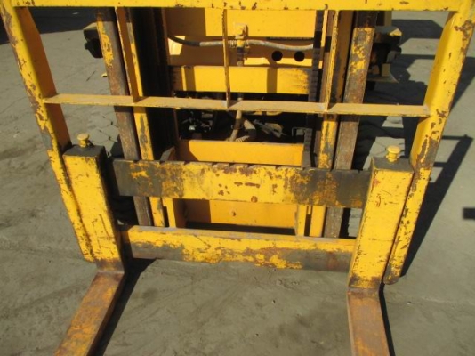 ขาย forklift komatsu fg15-12 เก่าญี่ปุ่น พร้อมใช้งาน ขาย forklift komatsu fg15-12 เก่าญี่ปุ่น พร้อมใช้งาน