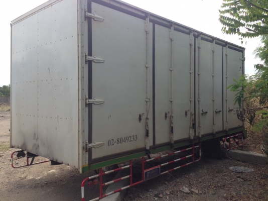 ขายด่วน ตู้ แห้ง 10 บาน เปิดข้างได้ สภาพพร้อมใช้