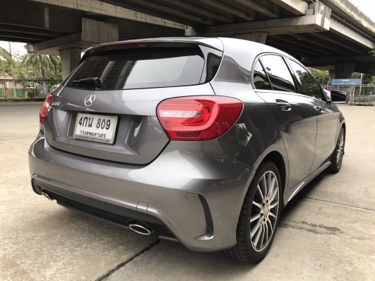 BENZ A180 AMG SPORT 2015 สีเทา รถมือเดียว วิ่งน้อย ถูกสุดในตลาด