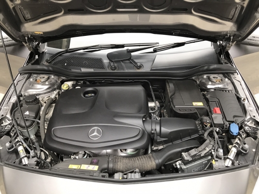 BENZ A180 AMG SPORT 2015 สีเทา รถมือเดียว วิ่งน้อย ถูกสุดในตลาด