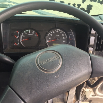 ขายรถ 10 ล้อ แม่เดี่ยว 2 เพลา กระบะเหล็ก อู่.สามมิตร ISUZU 360 ปี.53 ราคา 1800000 ต่อรอง สนใจรีบจองด