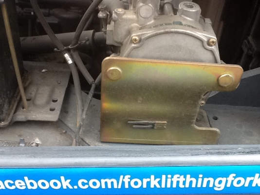 ขายและรับสั่งรถโฟล์คลิฟท์สำหรับตักยางพาราตักยางก้อนตักยางถ้วยตักขี้ยางตักทะลายปาล์ม ขายและรับสั่งรถโฟล์คลิฟท์สำหรับตักยางพาราตักยางก้อนตักยางถ้วยตักขี้ยางตักทะลายปาล์ม