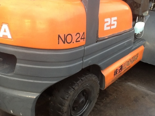 ขายและรับสั่งรถโฟล์คลิฟท์สำหรับตักยางพาราตักยางก้อนตักยางถ้วยตักขี้ยางตักทะลายปาล์ม ขายและรับสั่งรถโฟล์คลิฟท์สำหรับตักยางพาราตักยางก้อนตักยางถ้วยตักขี้ยางตักทะลายปาล์ม