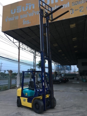 ขาย komatsu 2.5t เสา 5m