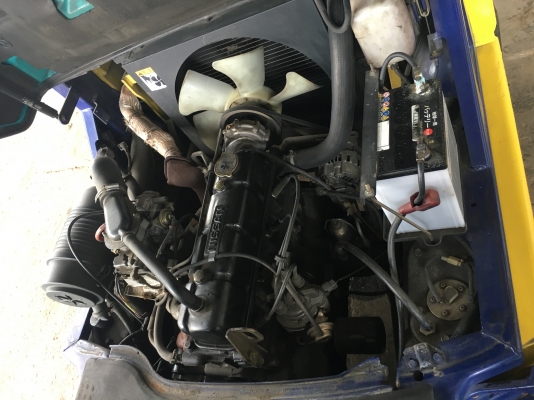 ขาย komatsu 2.5t