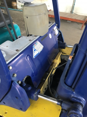 ขาย komatsu 2.5t