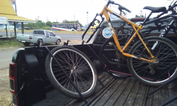 ขายแรคขนจักรยาน รถ4ประตู ขนได้6คัน