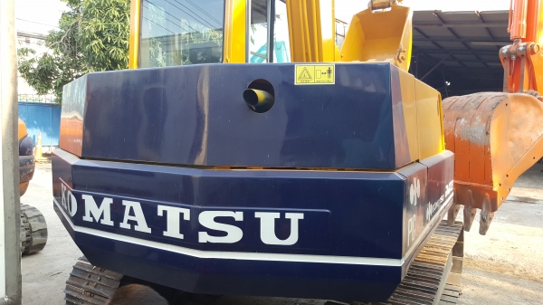 ขายรถนำเข้าเก่าญี่ปุ่นแท้ KOMATSU PC60 รุ่น 5 ทำสีแล้ว พร้อมใช้งาน ขายรถนำเข้าเก่าญี่ปุ่นแท้ KOMATSU PC60 รุ่น 5 ทำสีแล้ว พร้อมใช้งาน