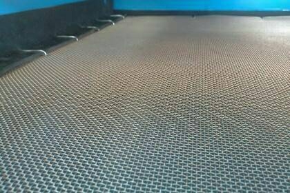 รับสร้างเครื่องคัดแยกขนาดเอนกประสงค์ รับสร้างตามสั่ง ทั้งขนาดเล็ก และ ขนาดใหญ่ ตะแกรงสแตนเลส มีทุกขนาด กำลังการผลิตขึ้นอยู่กับประเภทวัตถุดิบ และ เบอร์ตะแกรง ใช้สำหรับคัดแยกวัตถุดิบ ประเภท ผง เม็ด ก้อน หรืออื่นๆ เช่น คัดขนาด เมล็ดพริก พริกบด พริกป่น พริกผง