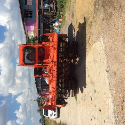 ขายรถตีดิน