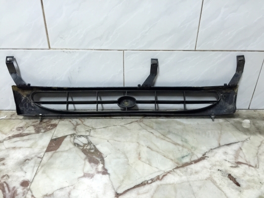 ขายกระจังหน้า DAIHATSU MIRA MINT กระบะยาวสีดำของแท้