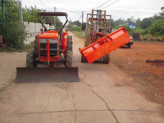 ขาย4508เดิมๆอุปกรครบดันหน้า ผาน6โลตาลี่สนใจดูรถอ.บ้านหมี่ส่งฟรีทั่วไทย