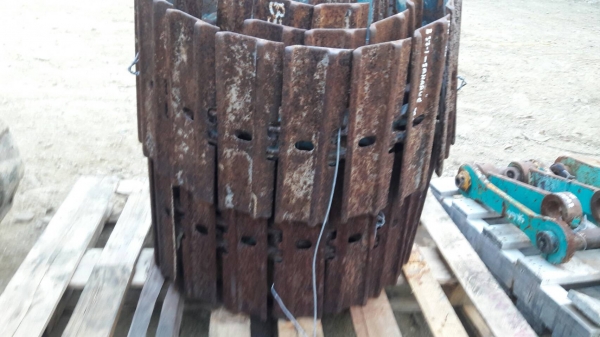 ขาย โซ่แมคโครขนาด 2-3 ตัน มี42ข้อ ขายราคาถูกมาก/////เก่าจากนอก ขาย 25,000 บาท ขาย โซ่แมคโครขนาด 2-3 ตัน มี42ข้อ ขายราคาถูกมาก/////เก่าจากนอก ขาย 25,000 บาท