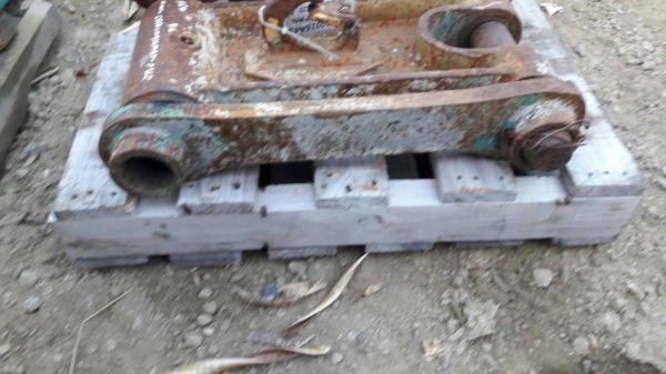 ขายโตงเตงรถขุด เก่าจากนอก ของรถ  SK60 ขายราคา 8,500 บาท