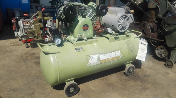 ** SOLD ** ปั้มลม SWAN รุ่น SV P-201 มอเตอร์ Mitsu 1 HP ไฟบ้าน 220V ถัง 85 ลิตร ใช้งานเดือนเดียวสภาพใสๆวัยรุ่นชอบ!!