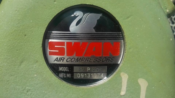 ** SOLD ** ปั้มลม SWAN รุ่น SV P-201 มอเตอร์ Mitsu 1 HP ไฟบ้าน 220V ถัง 85 ลิตร ใช้งานเดือนเดียวสภาพใสๆวัยรุ่นชอบ!!