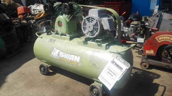 ** SOLD ** ปั้มลม SWAN รุ่น SV P-201 มอเตอร์ Mitsu 1 HP ไฟบ้าน 220V ถัง 85 ลิตร ใช้งานเดือนเดียวสภาพใสๆวัยรุ่นชอบ!!