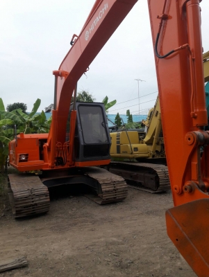 ขายค่ะ..HITACHI  EX90  เก่าใน  ปรับสภาพใหม่..ทำสี..เช็คระบบพร้อมใช้...ลองระบบกันได้ทุกวัน....โทร  089-3818694  ดวงนภา