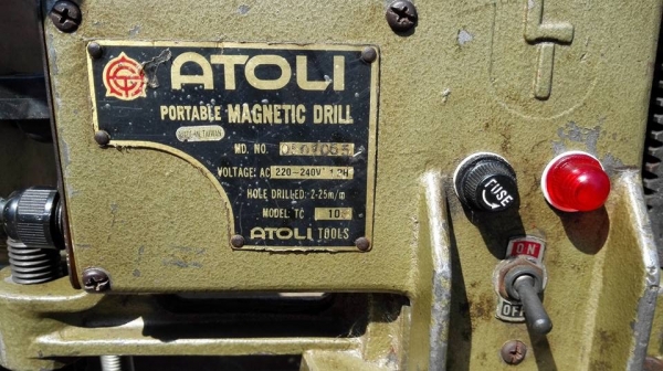 ** เหลือ 1 ตัว ** สว่านแม่เหล็ก ATOLI รุ่น TC 10S Drilled 2-25 mm.หัวสว่านเป็นเตเปอร์ตบออกได้ สภาพใสๆวัยรุ่นชอบ!!