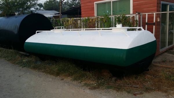 ถังเข้าใหม่ ถังน้ำมัน 12,000 ลิตร สีขาว-เขียวเหนี่ยวทรัพย์ เหล็กหนา สภาพสวย สนใจรีบโทรเลยครับ