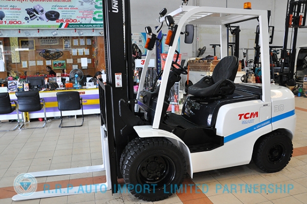 ขายรถโฟล์คลิฟท์มือสอง TCM รุ่น FD30C37-2U800740 นำเข้าจากประเทศญี่ปุ่น 100\% ไม่เคยใช้งานในประเทศไทย