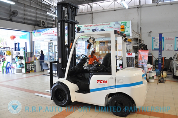 ขายรถโฟล์คลิฟท์มือสอง TCM รุ่น FD30C37-2U800740 นำเข้าจากประเทศญี่ปุ่น 100\% ไม่เคยใช้งานในประเทศไทย