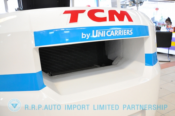 ขายรถโฟล์คลิฟท์มือสอง TCM รุ่น FD30C37-2U800740 นำเข้าจากประเทศญี่ปุ่น 100\% ไม่เคยใช้งานในประเทศไทย