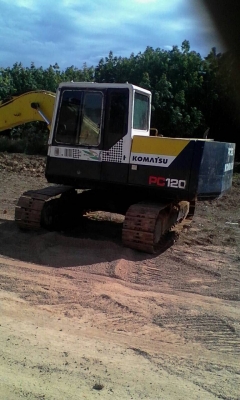ขายถูก KOMATSU PC120