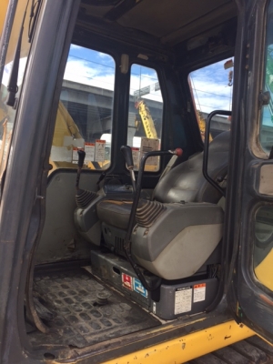 รีบด่วนสำหรับคนที่หาขนาด 60 มาใหม่แล้ว PC60-7 มือ 2 นำเข้าญี่ปุ่น