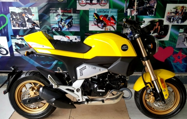 stallion VTR125 ตัวใหม่ล่าสุด 2016 สีเหลืองสวยๆ รถ 4 เดือน ไมล์ 569 กม.ระบบหัวฉีด ไฟ LED รอบคัน แต่งหล่อจากศูนย์ 44500