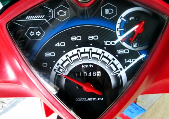 mio 115i cc.สีดำแดงขาว ตัวล้อแมกซ์ ระบบหัวฉีดอัจฉริยะ ประหยัดนํ้ามัน 19900