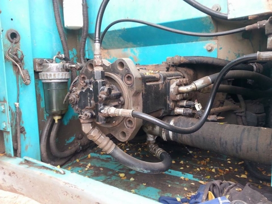 ขายรถแบคโค SK200 YN10 มาร์คซิก ไฟฟ้าครบ สภาพพร้อมใช้งาน เอกสารใบอินวอย สนใจโทร 090-8588220คุณนะ 093-3258446คุณบิว หรือเข้าดูสินค้าอื่นๆได้ที่ www.narong2truck.com หรือ www.truck.in.th/498 หรือเพจFacebook ณรงค์ ซื้อขายรถมือสอง (เว็บไซต์ส่วนตัว) หรือFaceboo