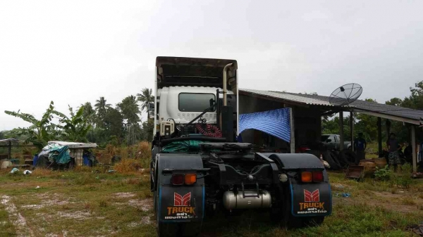 ขายเงินดาวน์ 10 ล้อฟัวลาก 360 แรง ปี2556 เจ้าของขับเองหรือตัดสดก็ได้