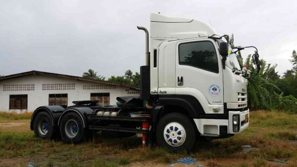 ขายเงินดาวน์ 10 ล้อฟัวลาก 360 แรง ปี2556 เจ้าของขับเองหรือตัดสดก็ได้