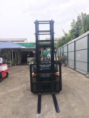 Toyota 7FG25 ยก2.5 ตัน 4.5 เมตร ติดตั้งงาเทได้ มีอุปกรณ์พร้อมครบ เกียร์ออโต้ เครื่องเกียร์ดีมาก 094-426-7888 จะเด็ด