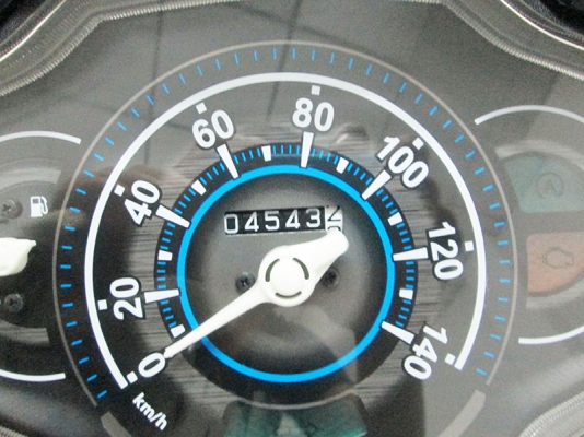 (โอนฟรี) ขาย Honda Moove ปี 2016 ลาย Liverpool สาวก the kop ไม่ควรพลาด ไมล์แท้ 4543 กม