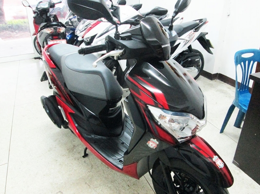 (โอนฟรี) ขาย Honda Moove ปี 2016 ลาย Liverpool สาวก the kop ไม่ควรพลาด ไมล์แท้ 4543 กม