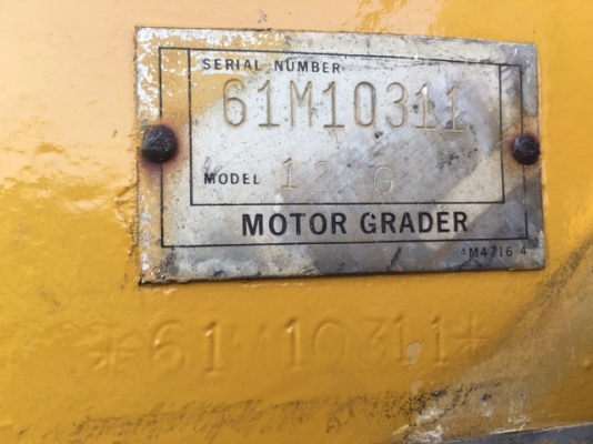 รถเกรด 12 G S/N 61M 10311 พร้อมใช้งาน ยางใหม่ เช็คทั้งคัน (เล่มทะเบียน) /โทร 098-6694563 สมชาย