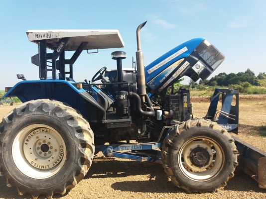 ขายNEWHOLLAND รุ่นTS6000  มีเทอโบ  อินเตอร์ เกีย8*2  เล่มครบ