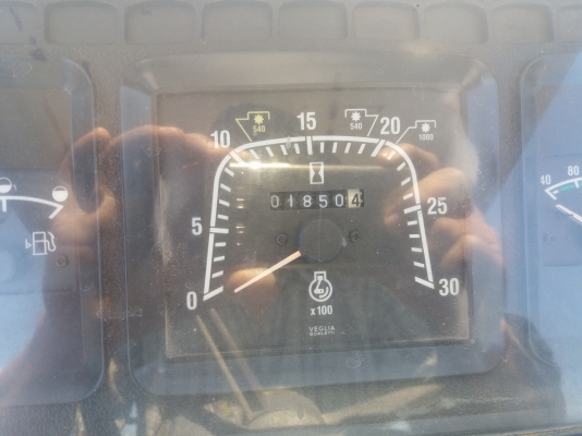 ขายNEWHOLLAND รุ่นTS6000 มีเทอโบ อินเตอร์ เกีย8*2 เล่มครบ ขายNEWHOLLAND รุ่นTS6000 มีเทอโบ อินเตอร์ เกีย8*2 เล่มครบ