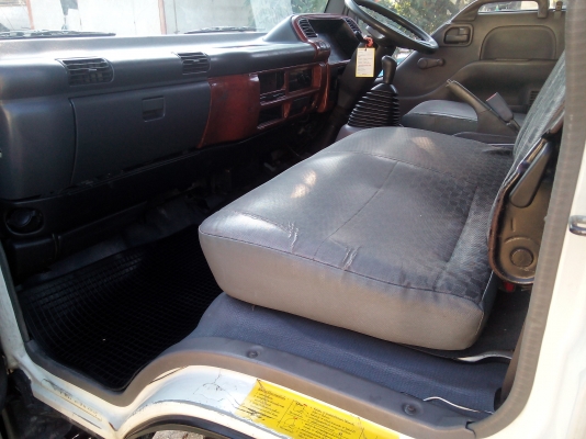 6 ล้อกลาง  *Euro.2* ISUZU  NQR 175 แรงม้า+คอมมอนเรว *ยาว 5.50 ม.* รถสวยเดิม+สวยจริง+พร้อมใช้งาน * รถห้างแท้ * มีเล่มพร้อมโอน *