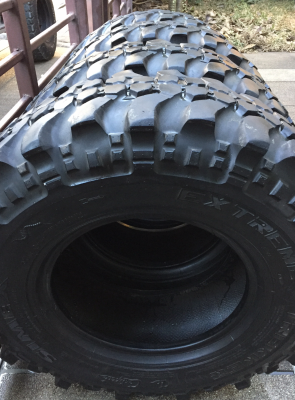 ยางตะขาบ Simex 31 10.5 R15 ปลายปี12 ไม่มีปะ พร้อมใช้งาน ราคาไม่แพง ยางตะขาบ Simex 31 10.5 R15 ปลายปี12 ไม่มีปะ พร้อมใช้งาน ราคาไม่แพง