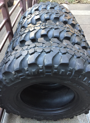 ยางตะขาบ Simex 31 10.5 R15 ปลายปี12 ไม่มีปะ พร้อมใช้งาน ราคาไม่แพง ยางตะขาบ Simex 31 10.5 R15 ปลายปี12 ไม่มีปะ พร้อมใช้งาน ราคาไม่แพง