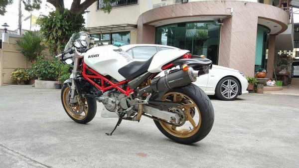 Ducati monster S 4 2004 ไม่ล้มไม่ชน รถศูนย์ดี สรรพาสามิตแท้ครบๆ Ducati monster S 4 2004 ไม่ล้มไม่ชน รถศูนย์ดี สรรพาสามิตแท้ครบๆ